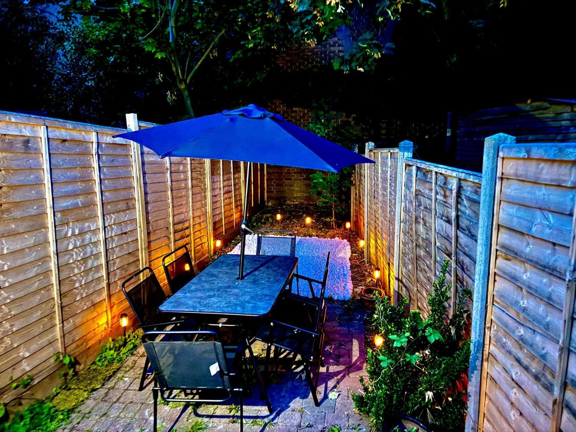 Three Bedroom House By Peacegrove Homes Short Lets & Serviced Accommodation Brighton With Free Wifi & Pet Friendly Екстер'єр фото